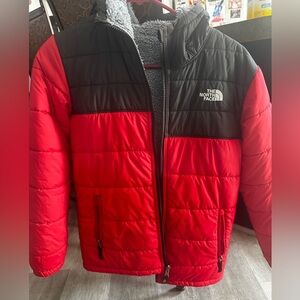 North Face Boys Mount Chimbo
Reversible Hooded Jacket